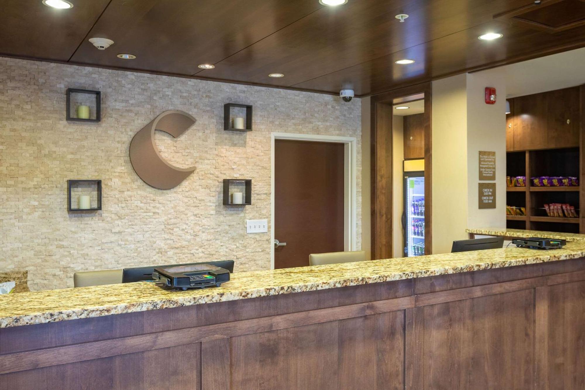 Comfort Suites Denver Near Anschutz Medical Campus Aurora Ngoại thất bức ảnh