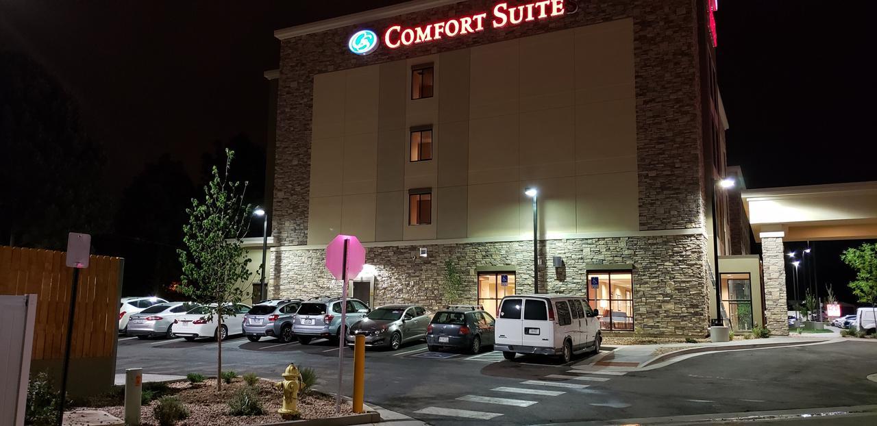 Comfort Suites Denver Near Anschutz Medical Campus Aurora Ngoại thất bức ảnh