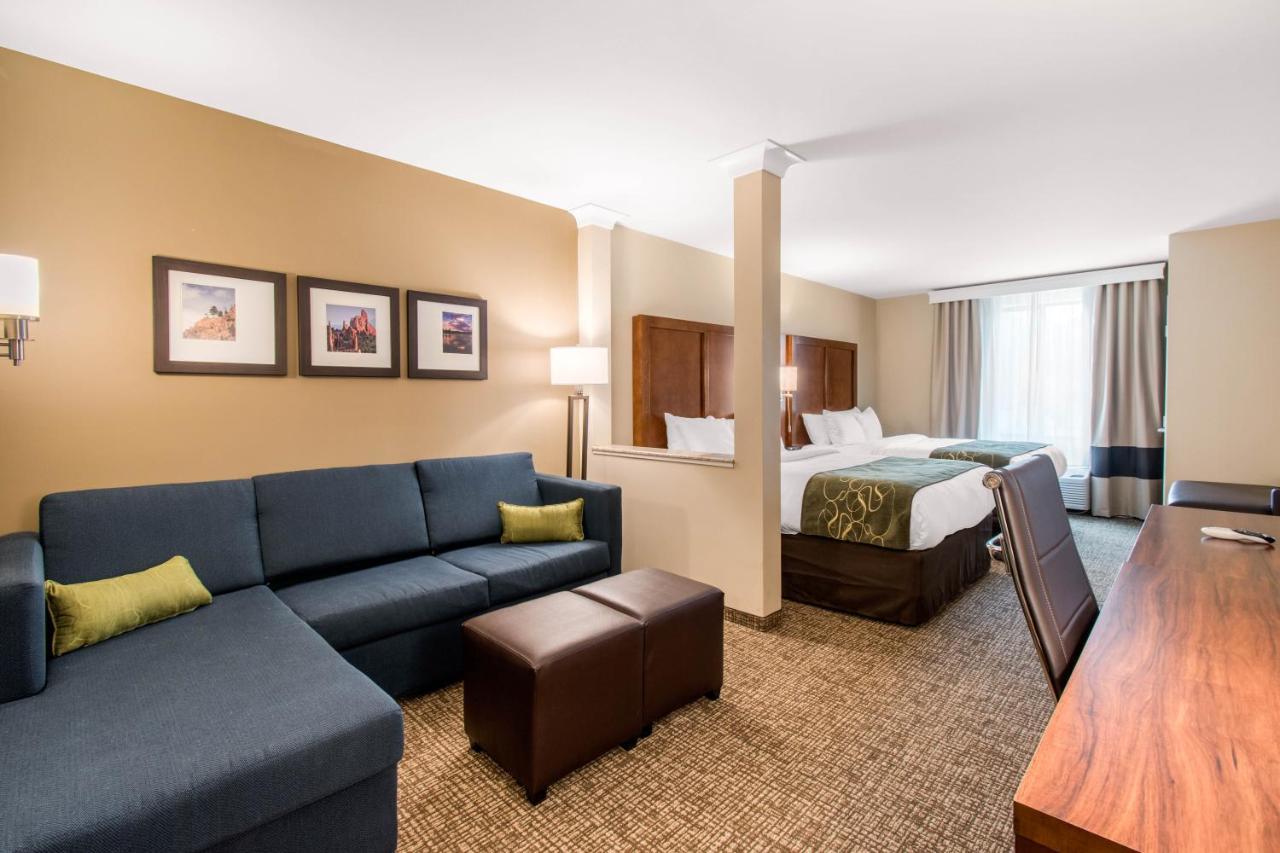 Comfort Suites Denver Near Anschutz Medical Campus Aurora Ngoại thất bức ảnh